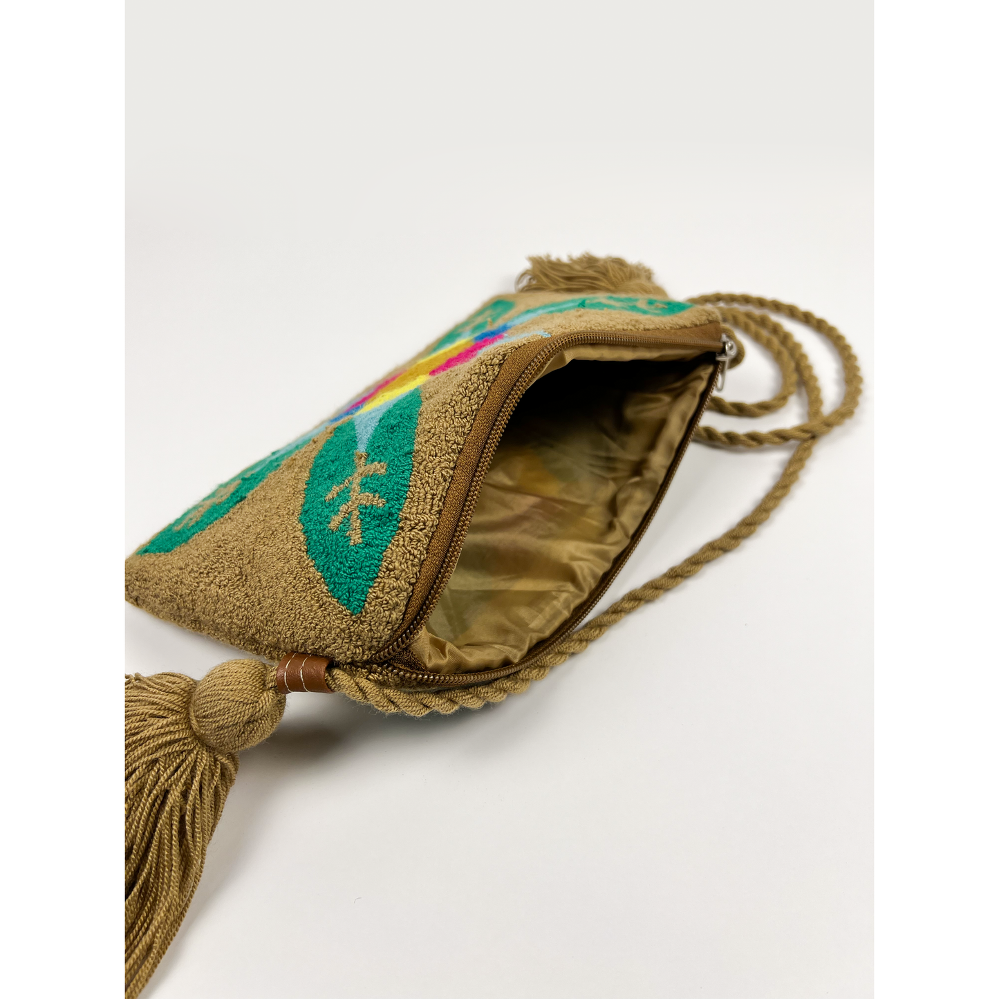 Green Colombian Wayuu Mochila Purse - inside