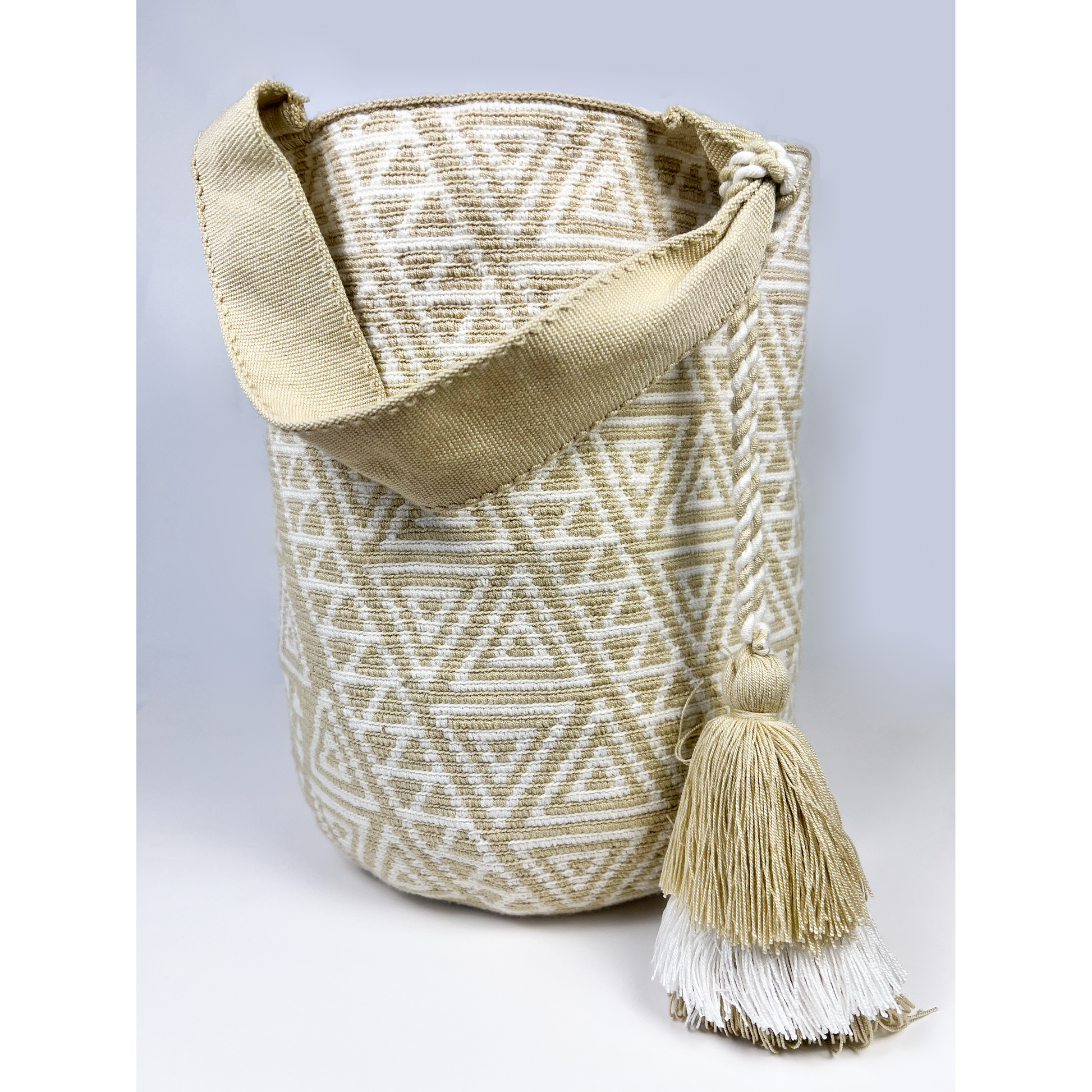 Large Colombian Wayuu Mochila Bag - top